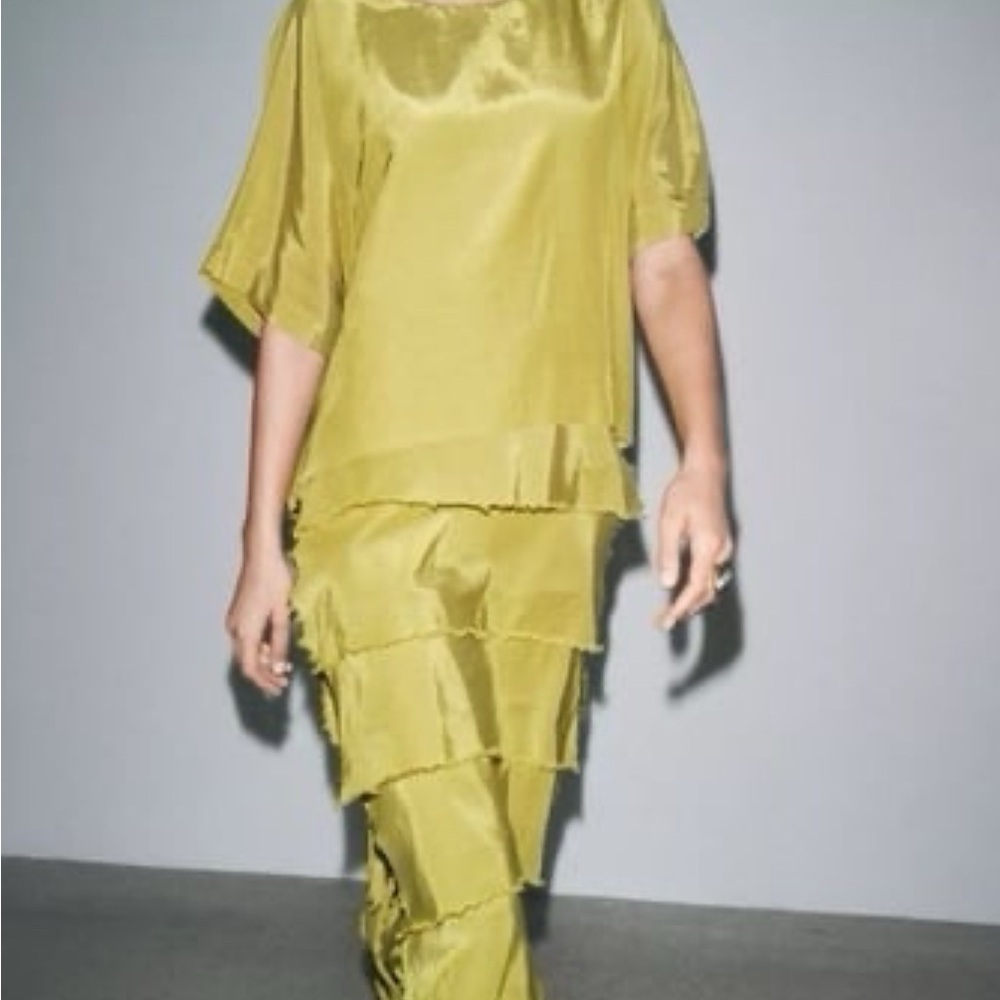 Zara Yellow Midi Dress - Picture 3 of 4
